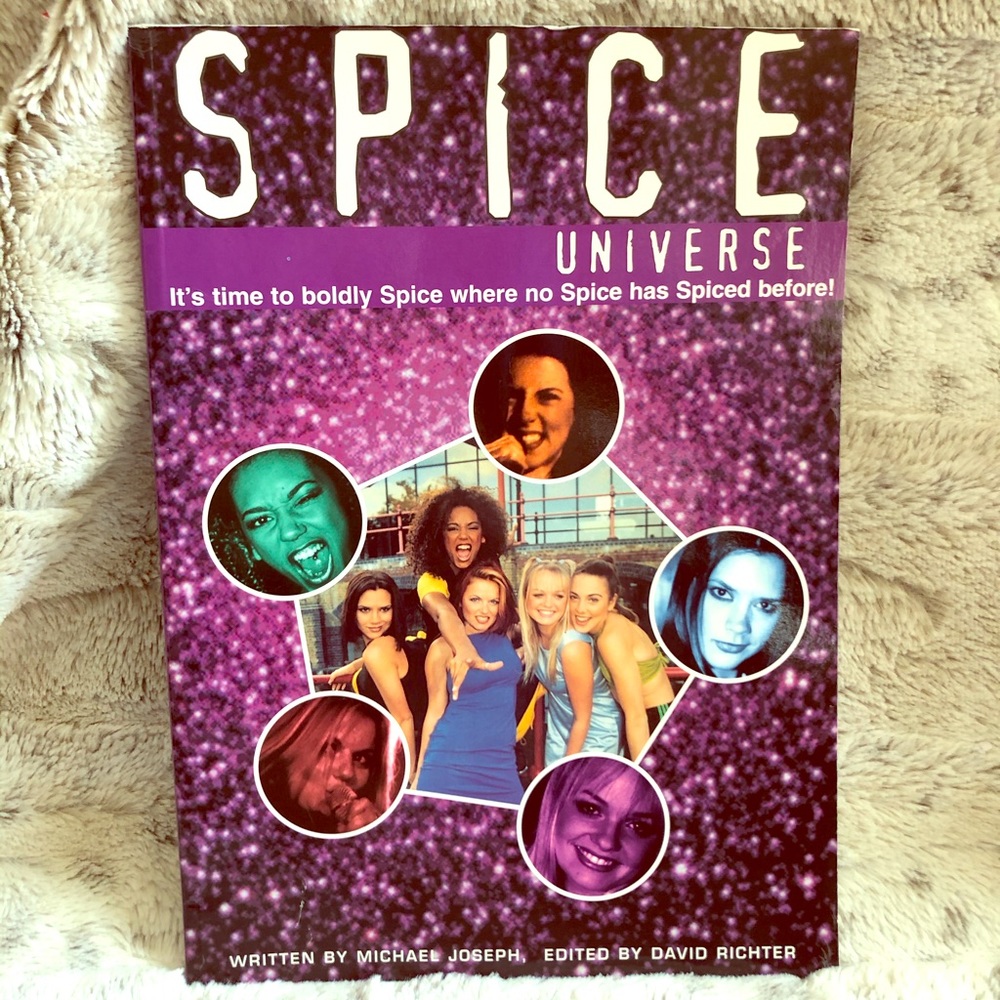 Spice Girls Book. Spice Universe Book. Vintage! 1998. Y2K. Girl Power.